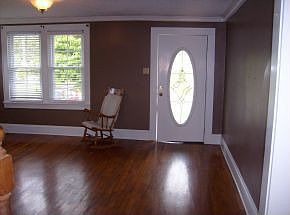 3rd image of 1510 Tremont Ave
