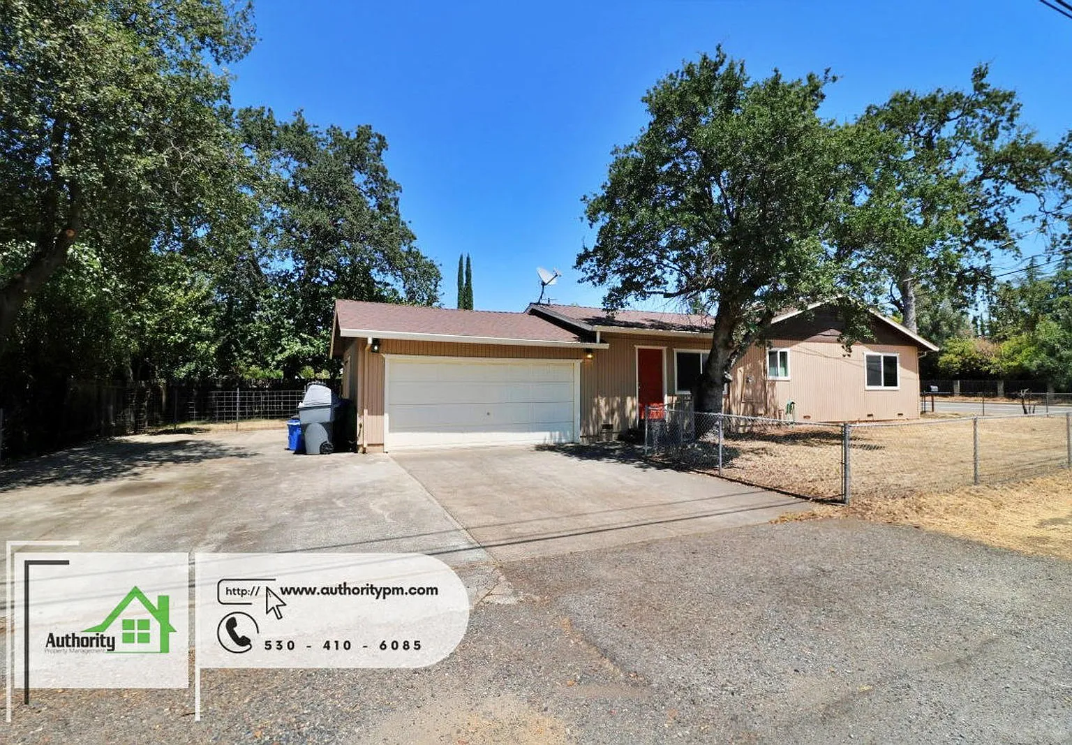 3 bed, 2.5 bath, 1552 sqft, $1,900 — Photo 1