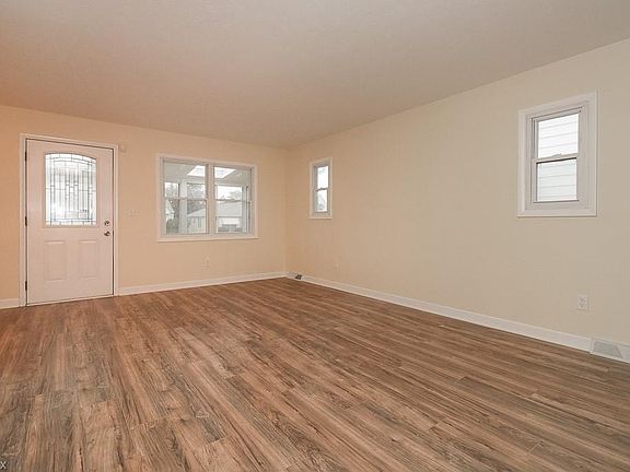 3rd image of 6023 Belmere Dr