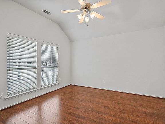 2nd image of 5021 Meyers Ln
