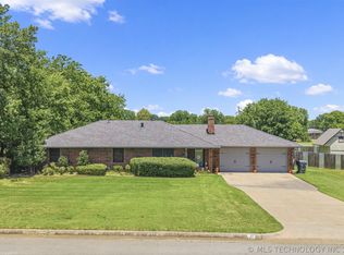 617 Wallace St NW, Ardmore, OK 73401