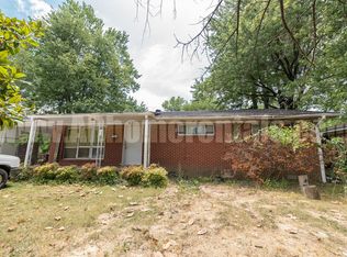 421 Angus St, Conway, AR 72032