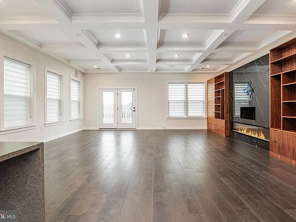 5th image of 16232 Connors Way #50