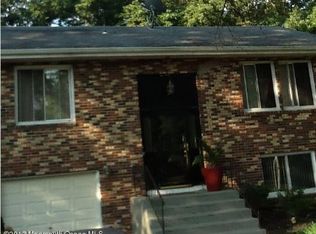 7 Chelsea Rd, Jackson, NJ 08527