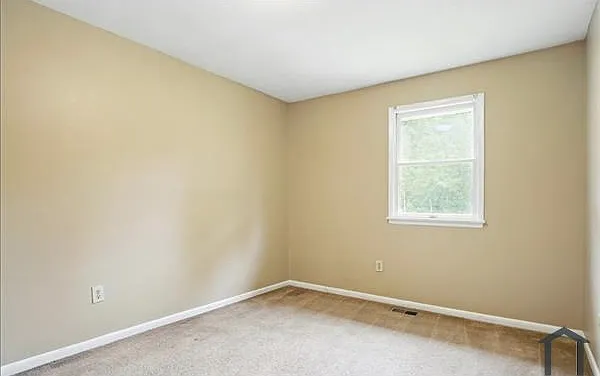 9230 Woodcreek Ct — Photo 15