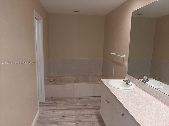 5th image of 19028 W Lake Dr