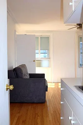 Rented by Keller Williams NYC | media 20