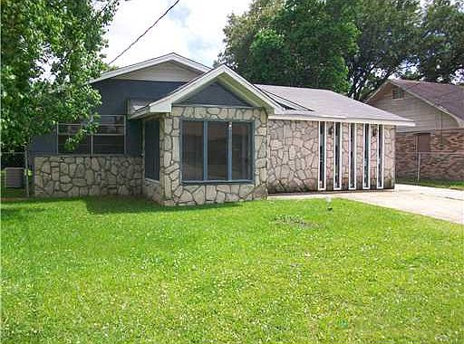 1st image of 3617 Meadowlark Dr