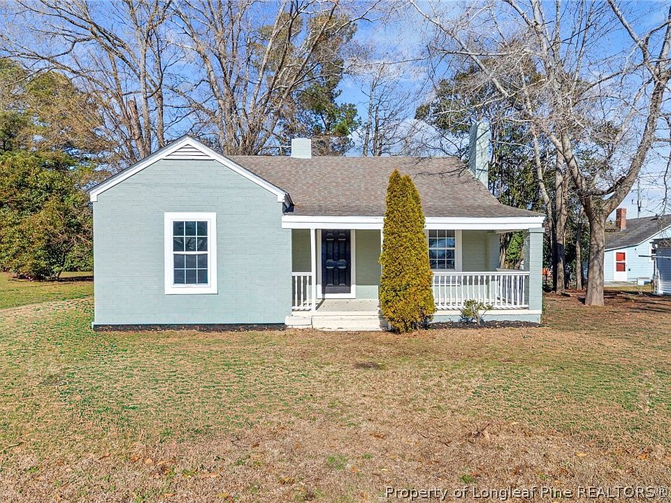 1st image of 704 S Elm Ave
