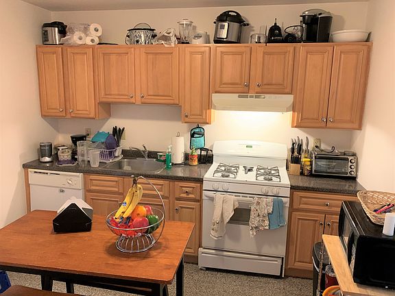 2nd image of 23 Cummings Rd APT 6
