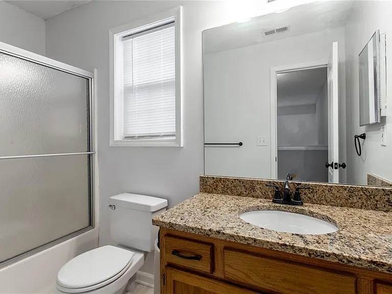 430 Auldon Ct SE — Photo 18
