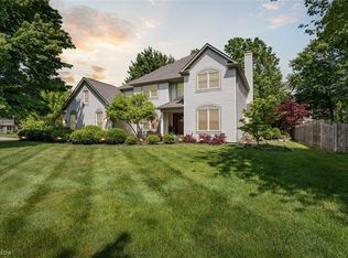 401 Nantucket Dr, Avon Lake, OH