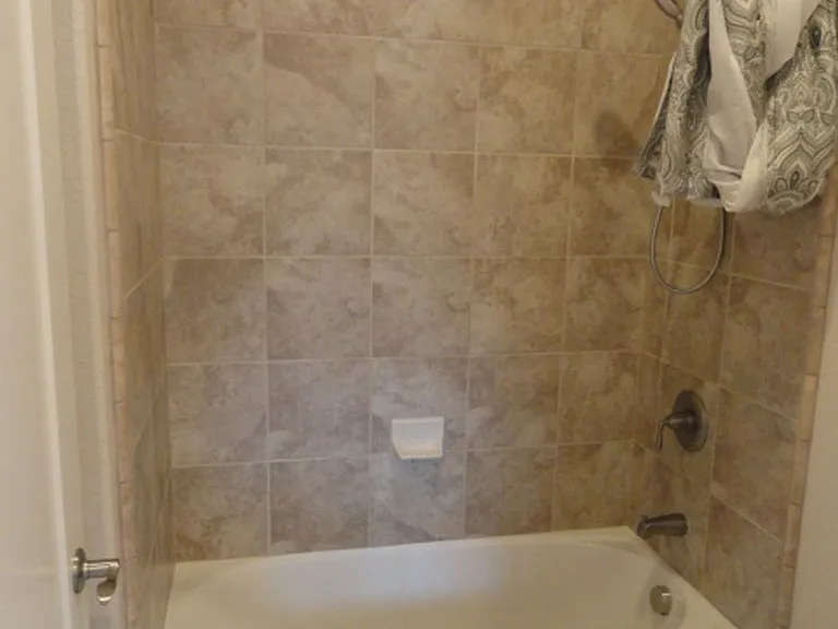 13833 Sherman Blvd — Photo 12