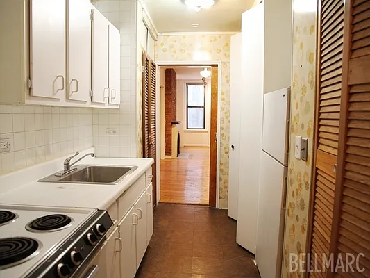 Rented by Bellmarc Realty | media 20