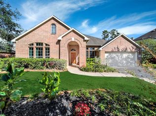 75 S Hawthorne Hollow Cir, Conroe, TX 77384