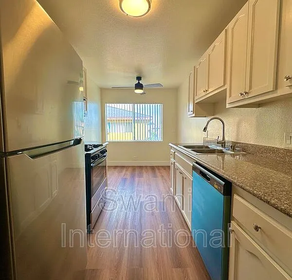 1530 260th St #6 — Photo 15