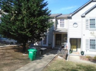 202 Manor Ter, Landover, MD 20785