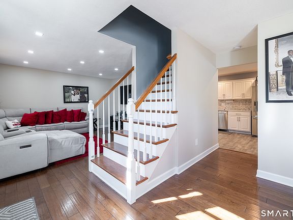 2nd image of 76 Kenmore Avenue