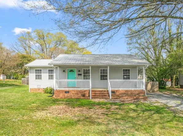 405 E Oakwood St, Mebane, NC 27302