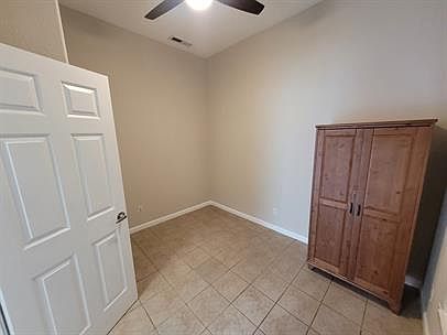 5th image of 122-126 E San Salvador St #122