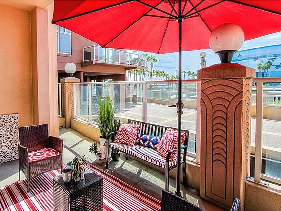 5th image of 388 E Ocean Blvd Unit 102