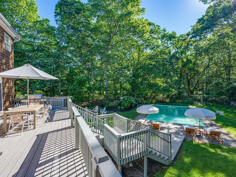 White Oak Ln — Photo 17