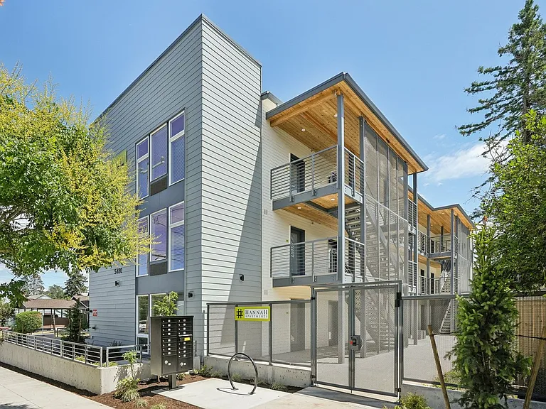 5480 NE 36th Ave — Photo 38