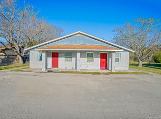 301 Haeckerville Rd, Cibolo, TX 78108