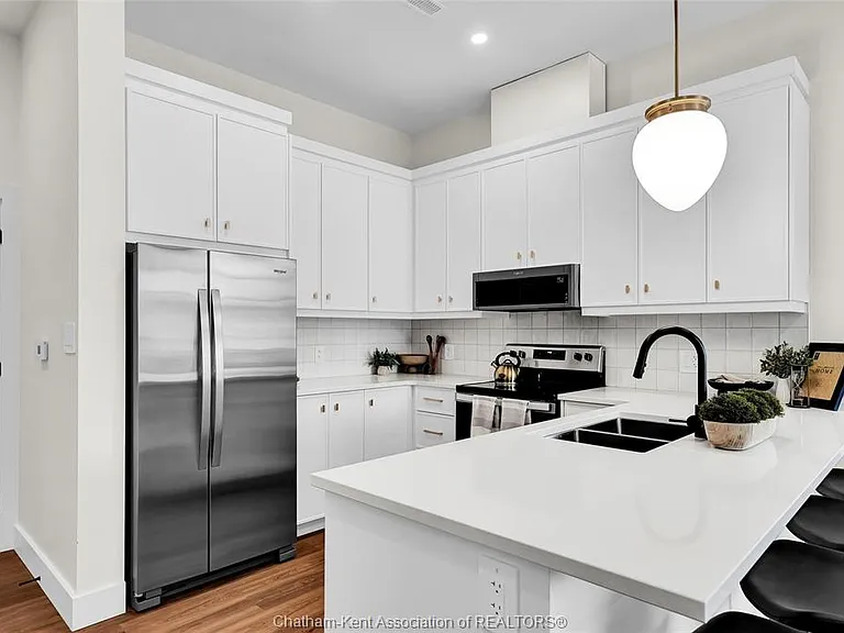 12 Mill St W #214 — Photo 18