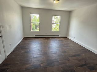 2508 5th Ave #2, Troy, NY 12180