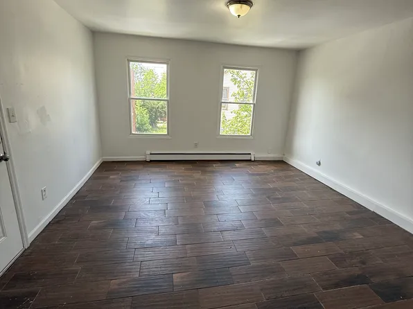2508 5th Ave #2, Troy, NY 12180