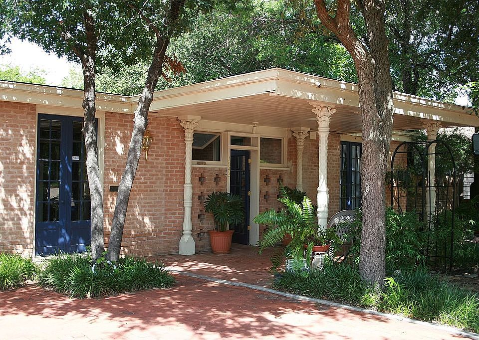 BEAUTIFUL SPANISH/MEDITERRANEAN STYLE HOME