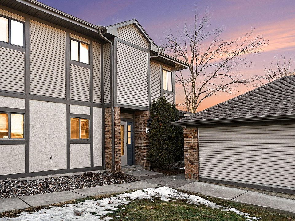 1st image of 435 Shelard Pkwy Unit 104