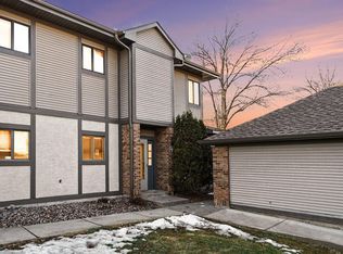 435 Shelard Pkwy Unit 104, Saint Louis Park, MN 55426