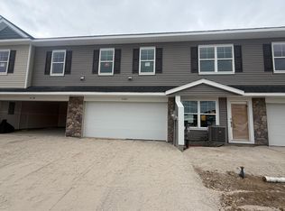 21610 Magnolia Way, Farmington, MN 55024