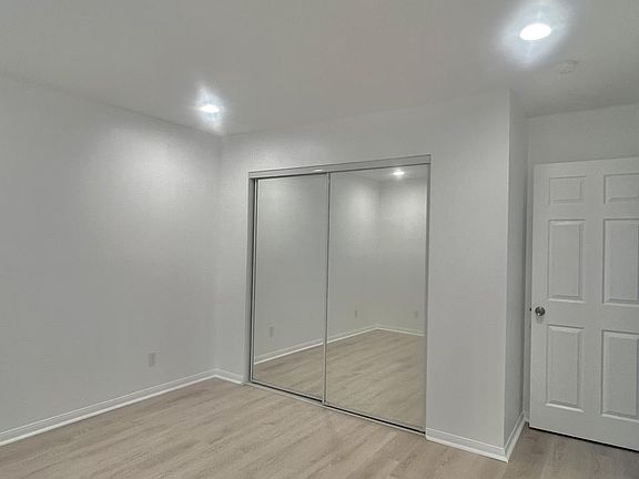 3rd image of 645 Micheltorena St #645