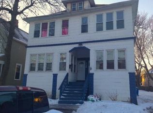 706 S 6th Ave APT 1S, Maywood, IL 60153