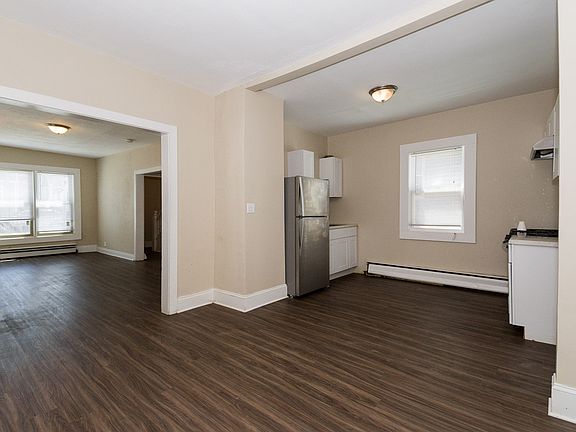 4th image of 1710 N Monticello Ave