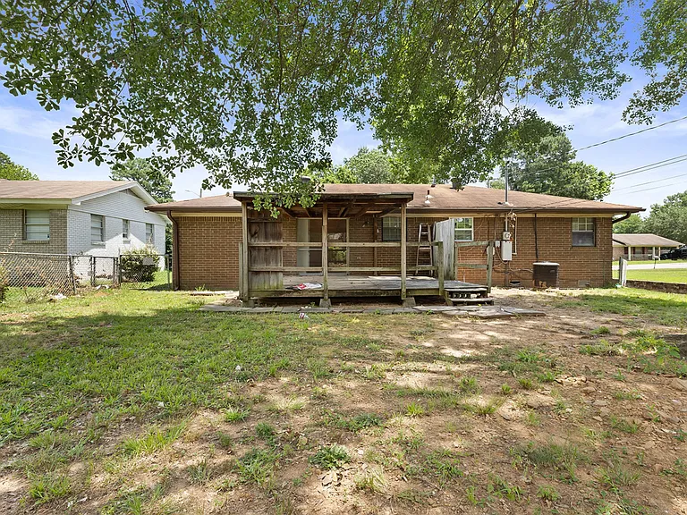 7817 Pinto Trl — Photo 18
