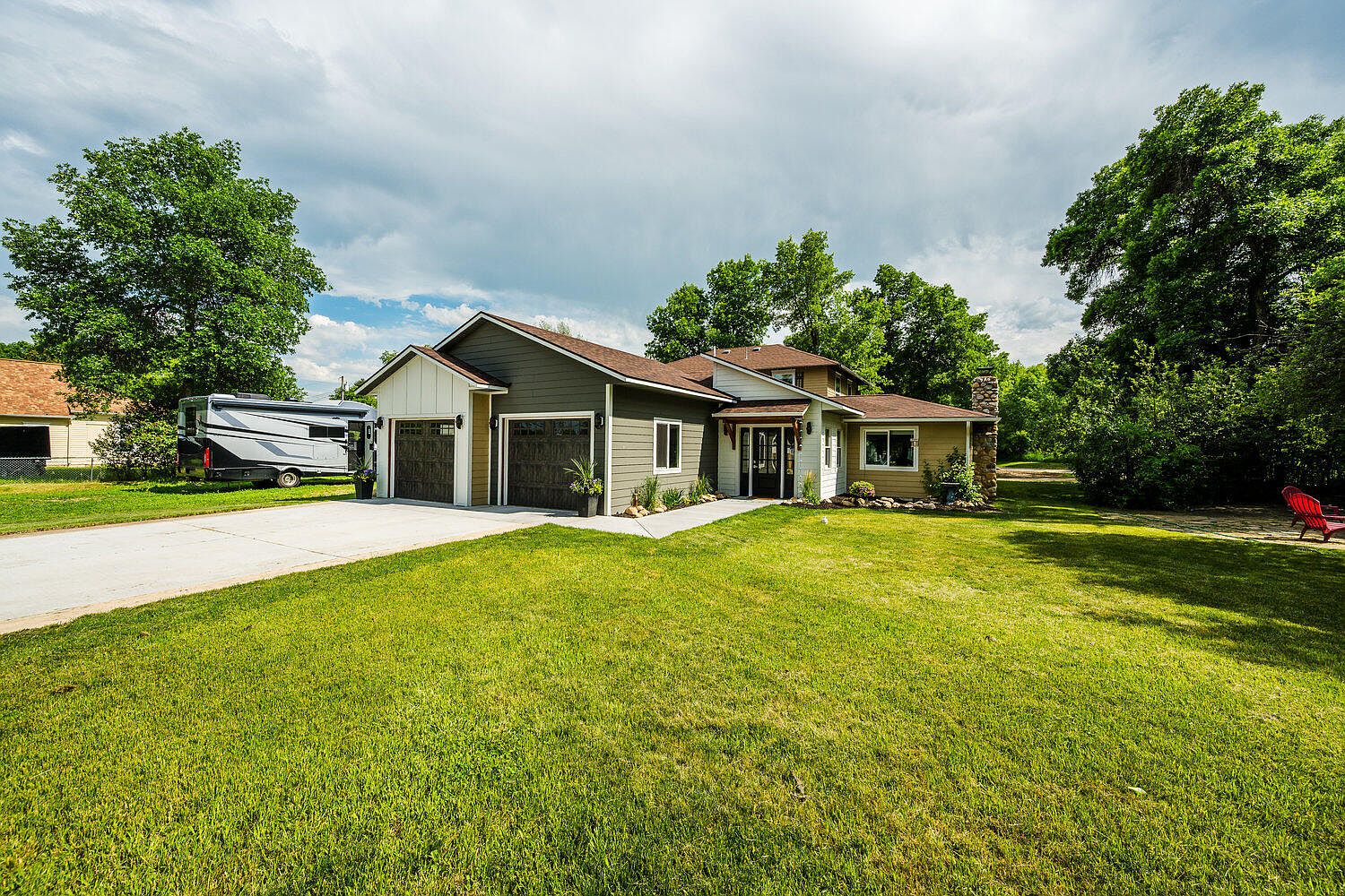 896 W Works St, Sheridan, WY 82801 | Zillow