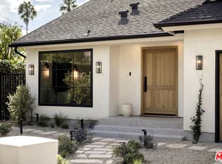 13114 Addison St, Sherman Oaks, CA 91423