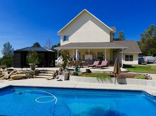 4th image of 1082 Graceland Pl