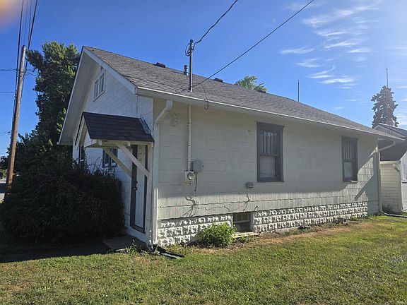 2nd image of 311 W Woodland Ave