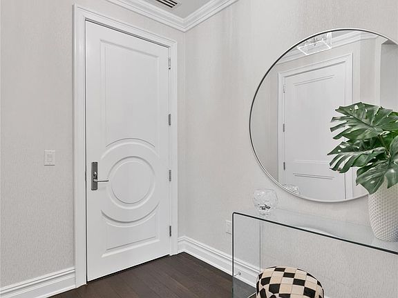 2nd image of 5000 Royal Ct Unit 5114