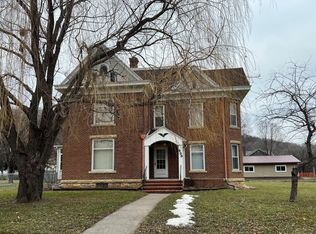 530 Division St, Millville, MN 55957