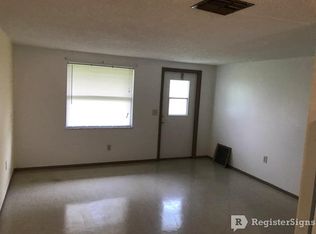 4848 5th St, Zephyrhills, FL 33542