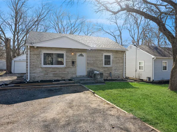1525 63rd St, Des Moines, IA 50311