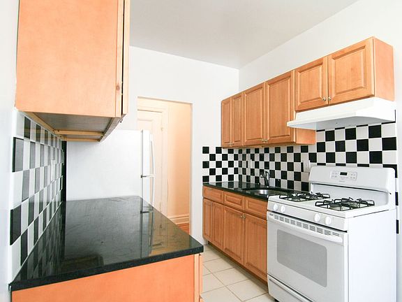 2nd image of 3420 30th St APT 2F