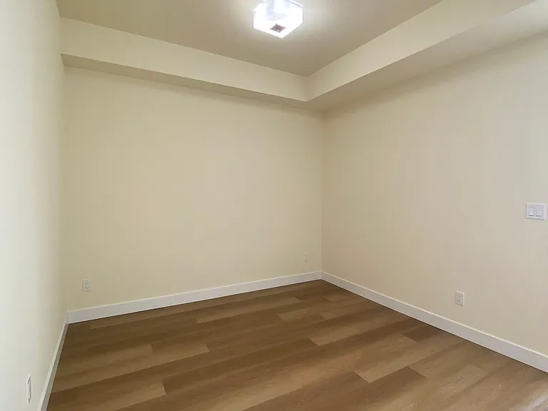 Library Place Apartments — Photo 68