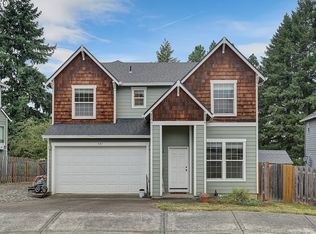 587 NE Caden Ct, Estacada, OR